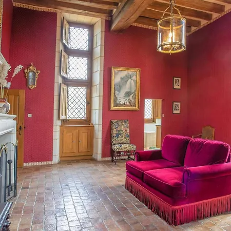 Stunning In Fontaine Guerin بيت للعطل Les Bois-d'Anjou