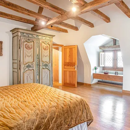 Stunning In Fontaine Guerin بيت للعطل Les Bois-d'Anjou